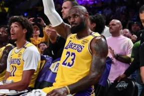 詹姆斯赛事官方发布大胜新规，日本队争议不断！的简单介绍