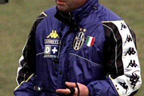 关于Doinb遭遇三连败，尤文图斯教练面临压力！的信息