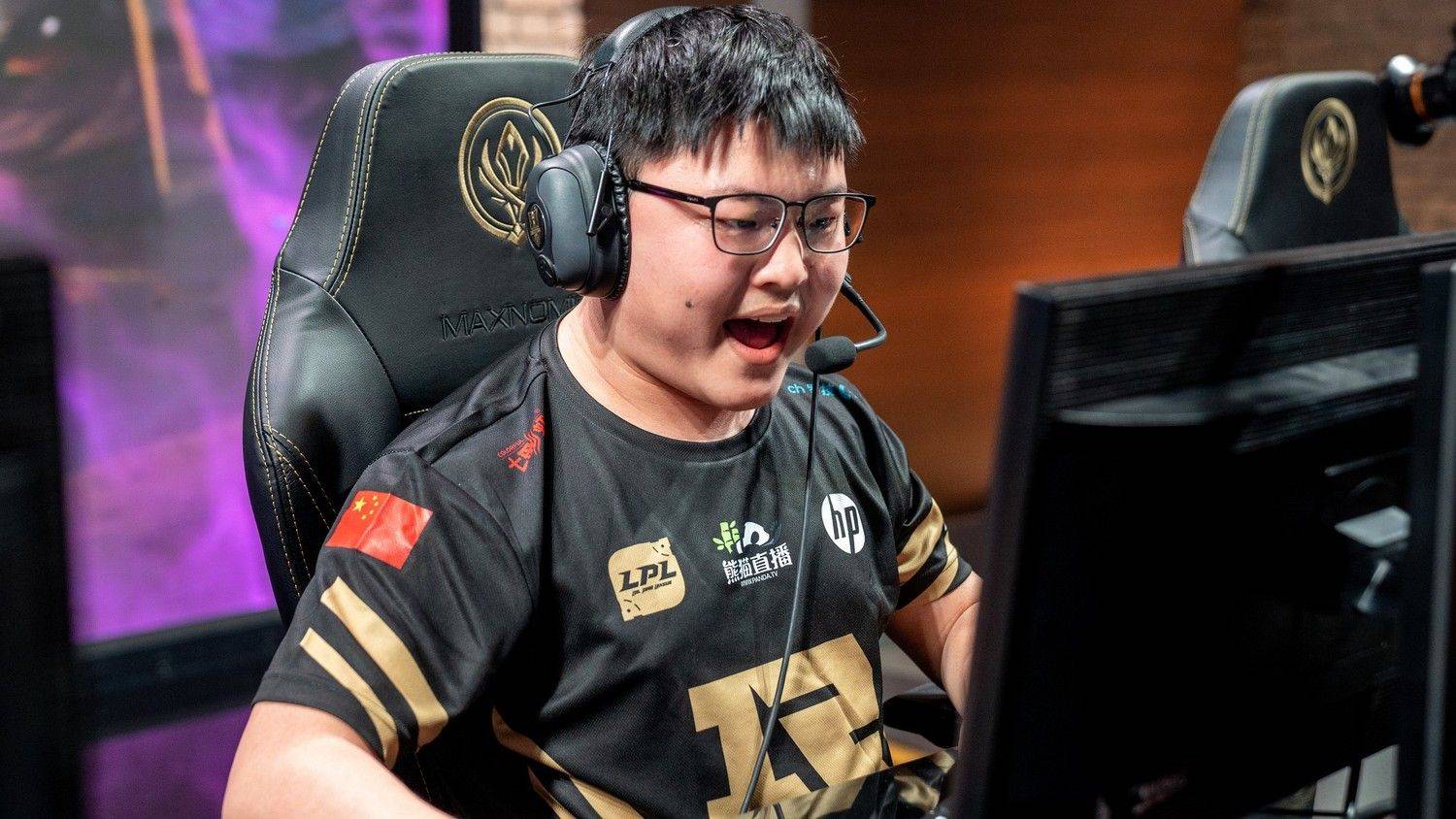 关于Uzi赛事官方发布逆转新规，加拿大队争议不断！的信息